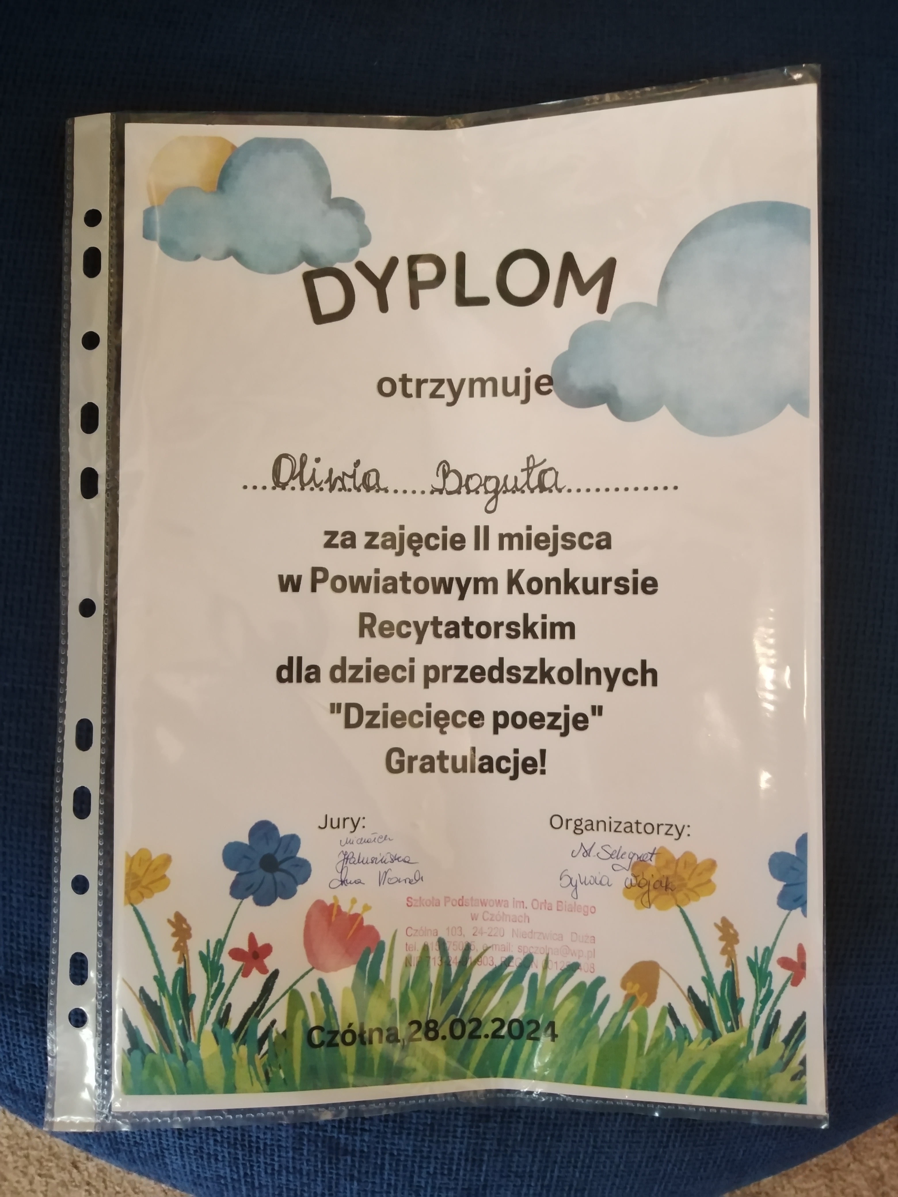 zdjęcie dyplomu